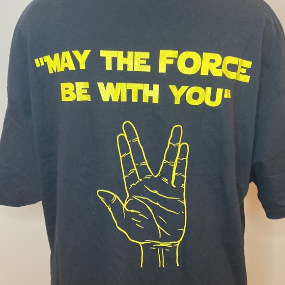 Star Wars Star Trek collaboration tee Comic-Con NWOT - Picture 5 of 7